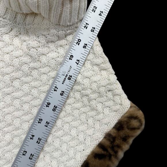 Aspen Kids Cream Knit Poncho Sweater Sz 7–8 Faux Fur Trim Button Side Turtleneck - Picture 4 of 8